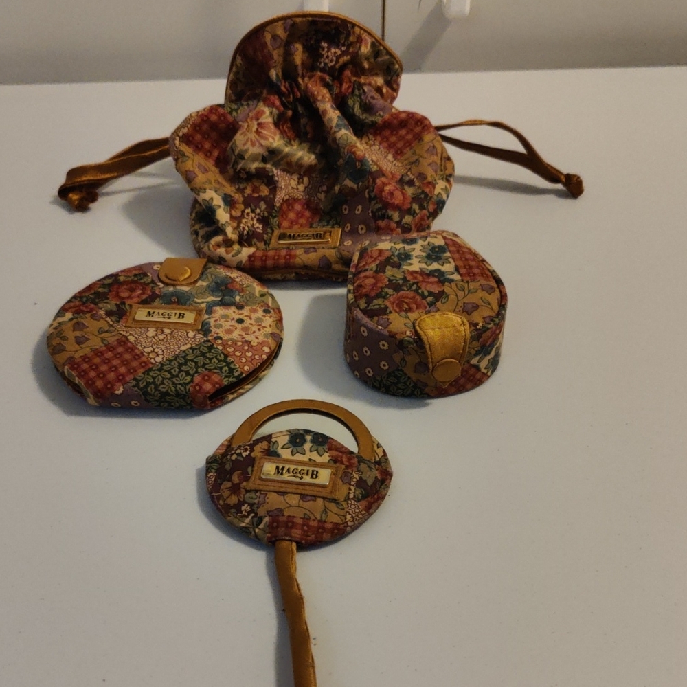 Floral Patchwork Accessory Set